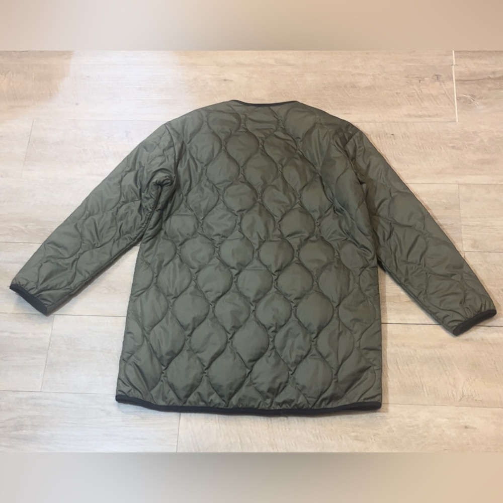 Everlane Women’s The Renew Quilted Mid-Length Liner Jacket Size Small - Picture 7 of 7